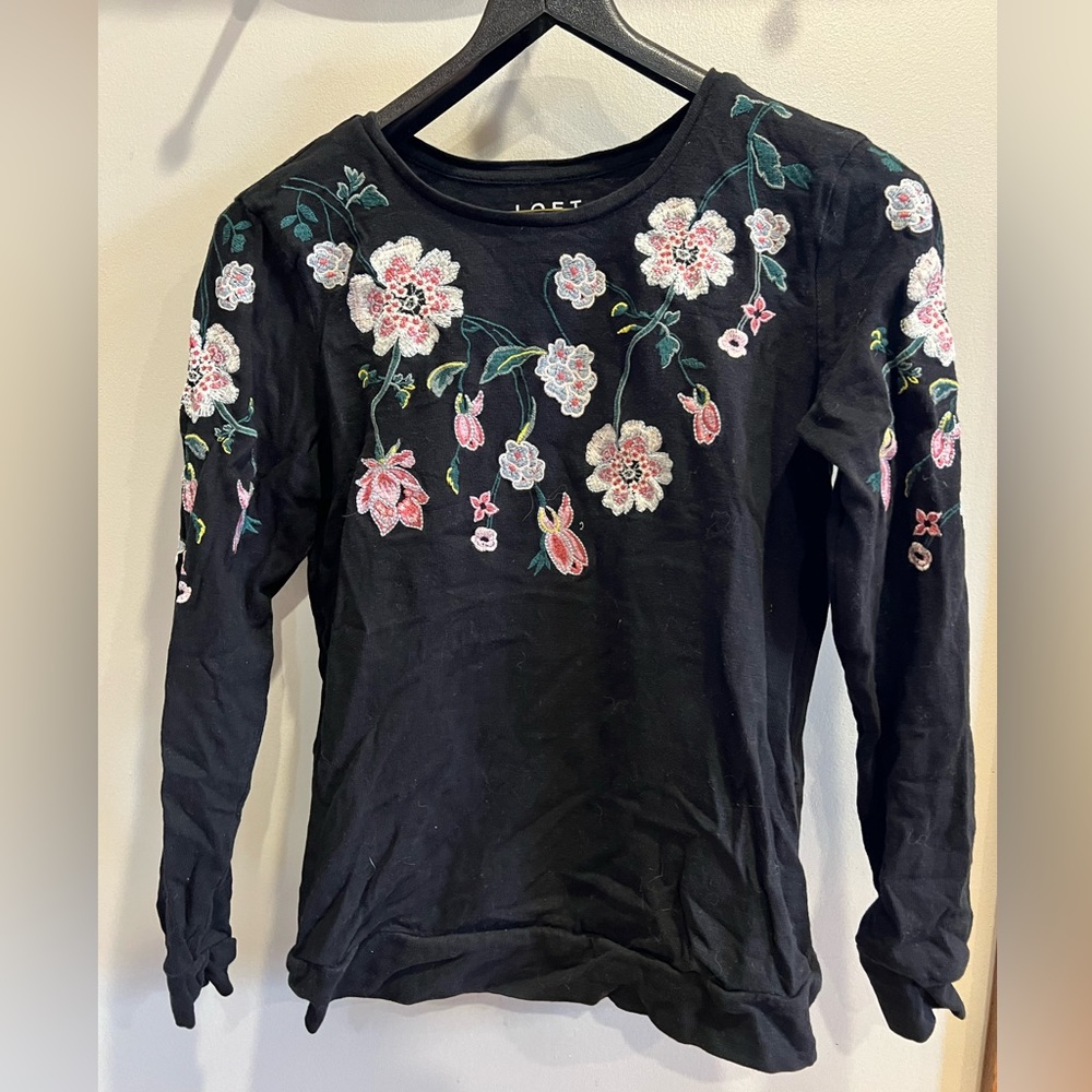 LOFT Black Floral Embroidered Sweatshirt - Size Medium
